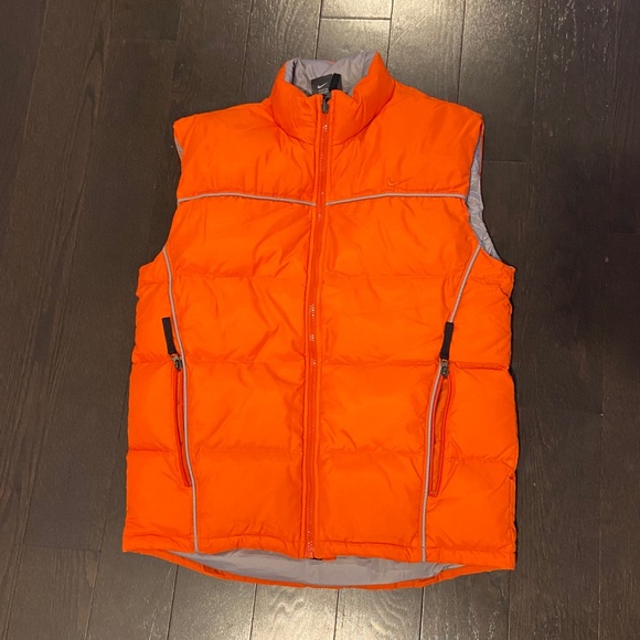 Nike Other - Nike orange puffy vest size small EUC